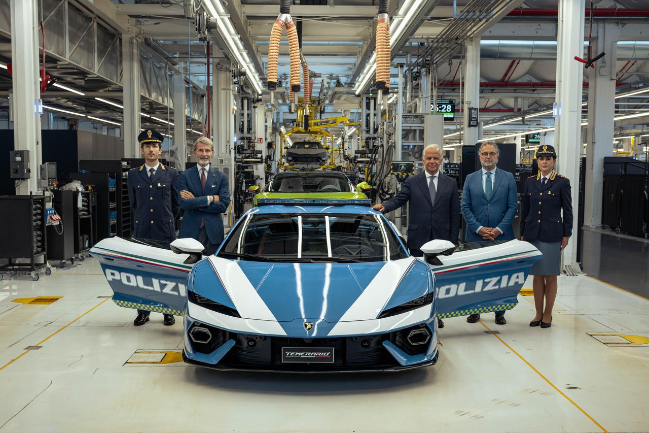 Lamborghini Temerario trafi do włoskiej policji. Wbrew pozorom nie będzie ścigało piratów drogowych
