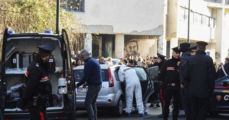 Mafia traci nieruchomości. Wille i osiedla trafią do zwykłych mieszkańców