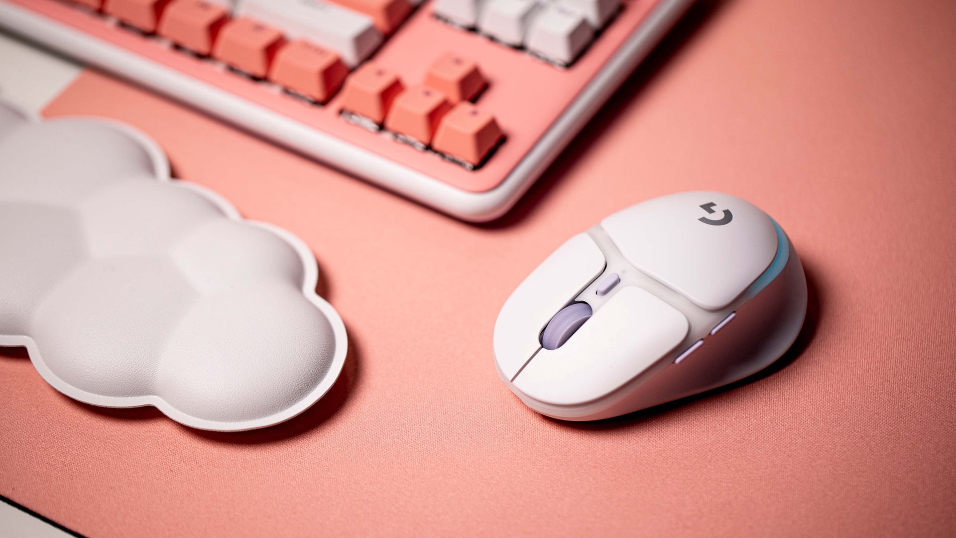 Logitech G Aurora G705