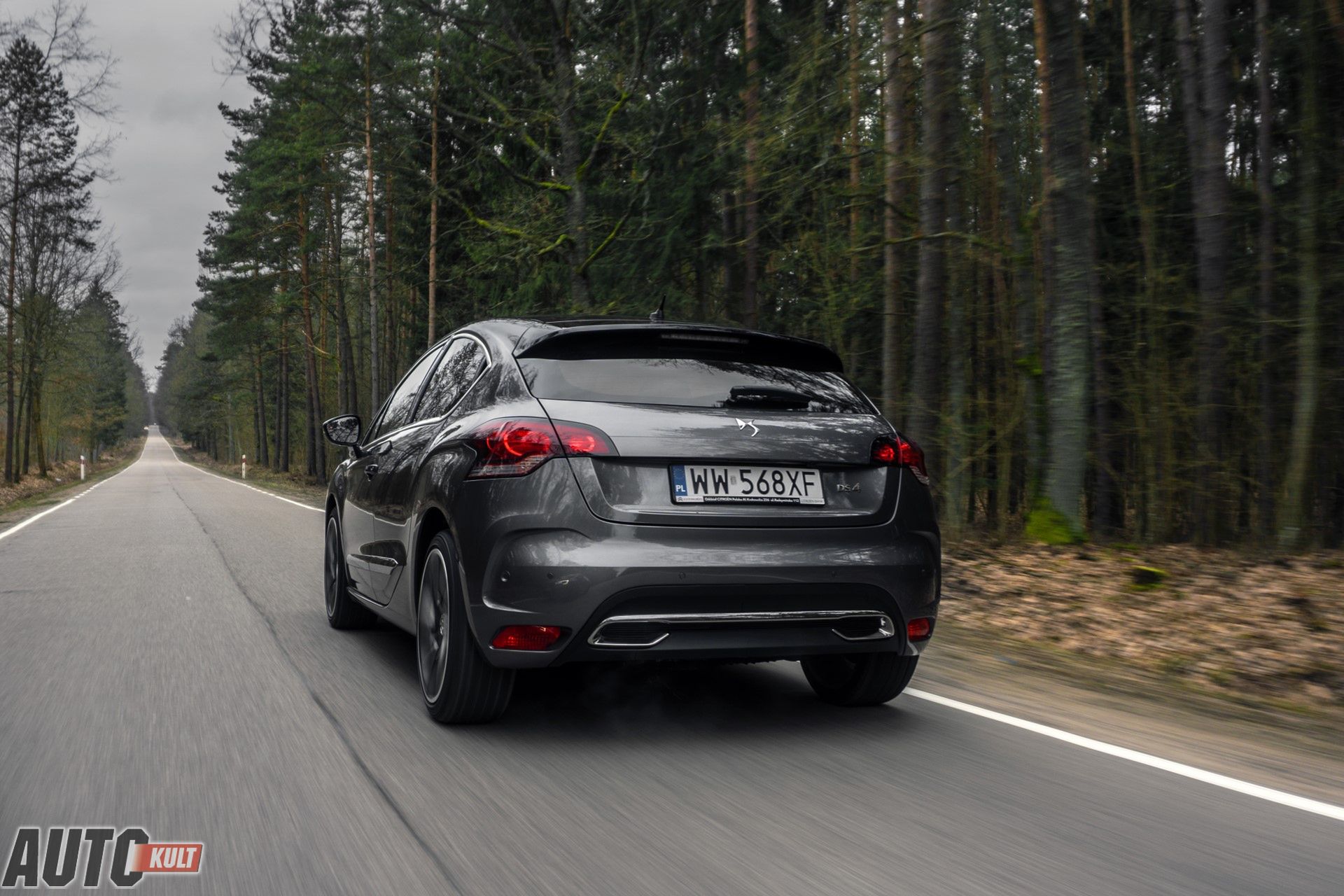 Tylna część auta praktycznie nie różni się od Citroëna DS4