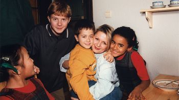 Polsat z pięknym gestem dla fanów. Świetne wieści ws. odcinków "Rodziny zastępczej"