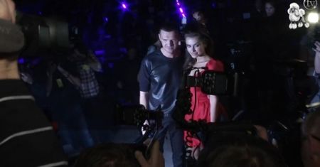 Fotoreporterzy walczą o zdjęcie Siwiec...