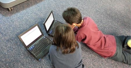 Laptopy nie tylko dla uczniów IV klasy ze szkół publicznych. Kto jeszcze je otrzyma?