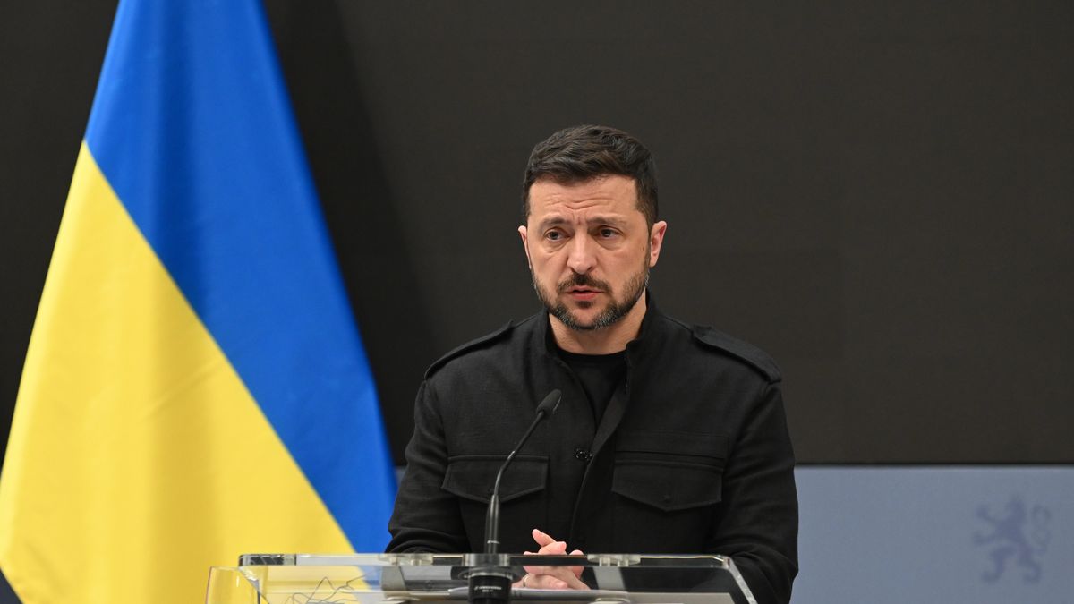 PRAGUE, CZECH REPUBLIC - 2025/05/05: President of Ukraine Volodymyr Zelenskyy, known as Zelensky, seen during a joint press conference after their meeting. Ukrainian president Volodymyr Zelenskyy and Prime Minister of Czech republic Petr Fiala discuss current situation of Russian aggression in Ukraine, Czech ammunition initiative, possibilities of ceasefire and peace in Ukraine. (Photo by Tomas Tkacik/SOPA Images/LightRocket via Getty Images)