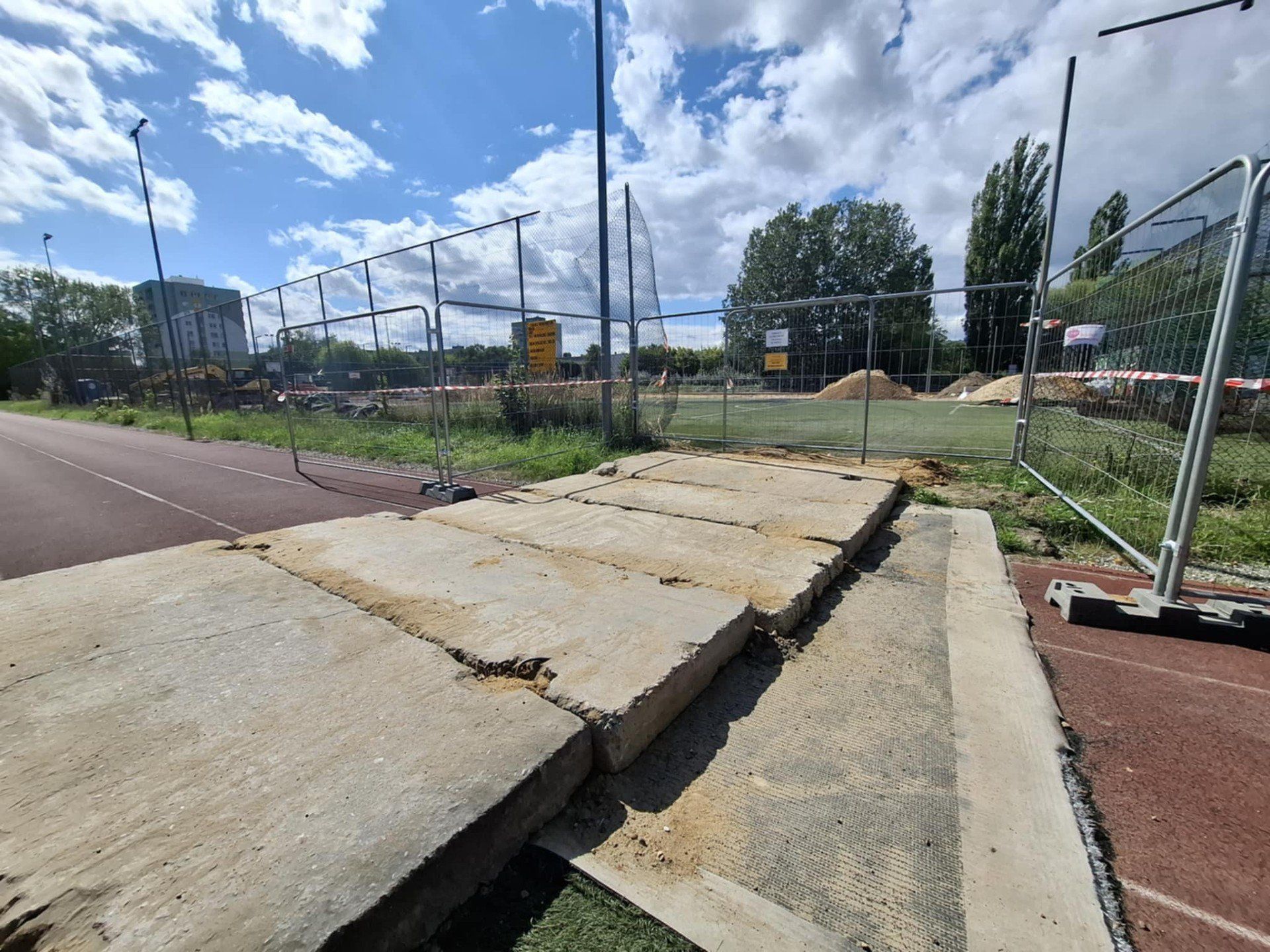 Remont orlika na Widzewie