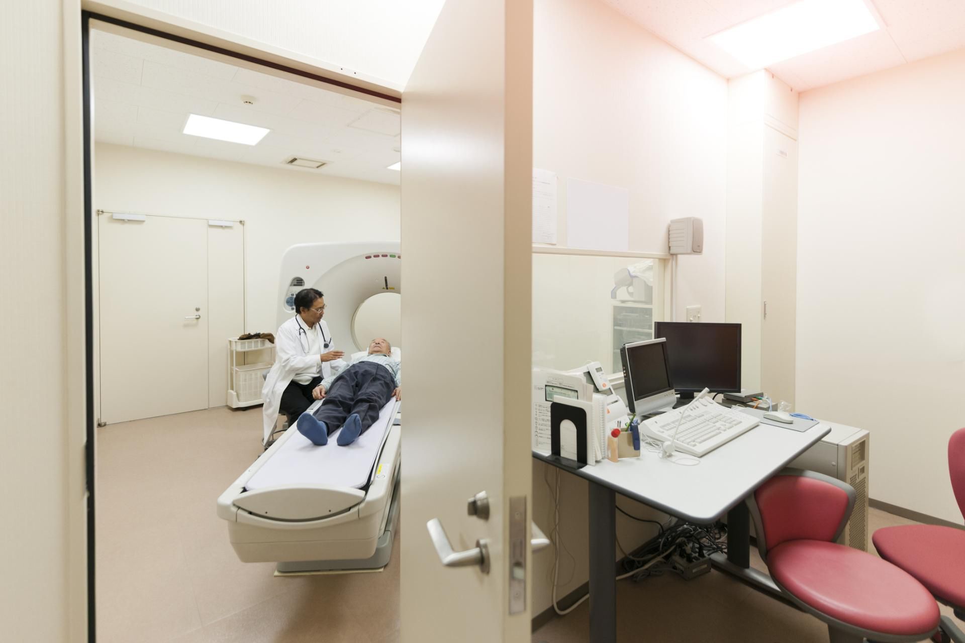 Czas oczekiwania na diagnozę i rozpoczęcie leczenia w Polsce bywa zbyt długi