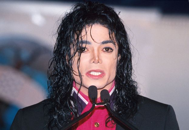 Nowe fakty dotyczące śmierci Michaela Jacksona. "W pokoju, w którym był leczony, znajdowały się dziwne przedmioty"
