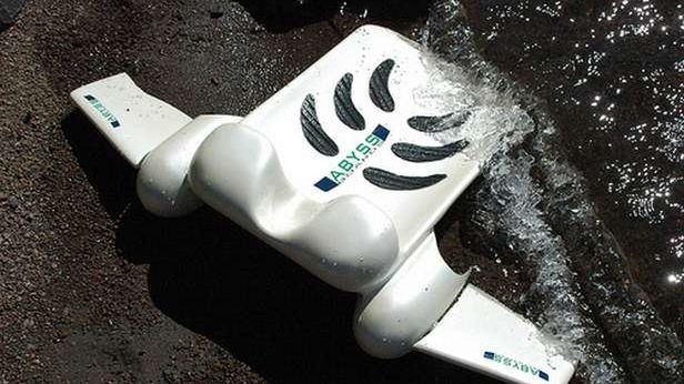 Abyss Board sprawi, że poczujesz się jak ryba w wodzie 1