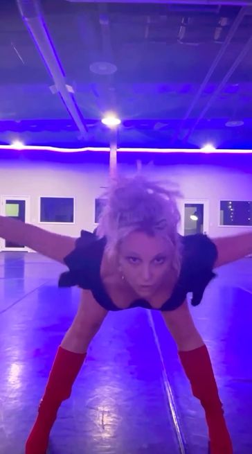 Britney Spears is dancing again