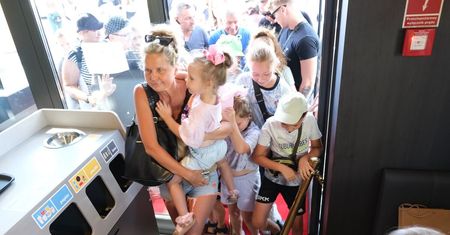 Tego można było się spodziewać. Tłumy na otwarciu restauracji McDonalds w Łęcznej. Zobacz zdjęcia z otwarcia
