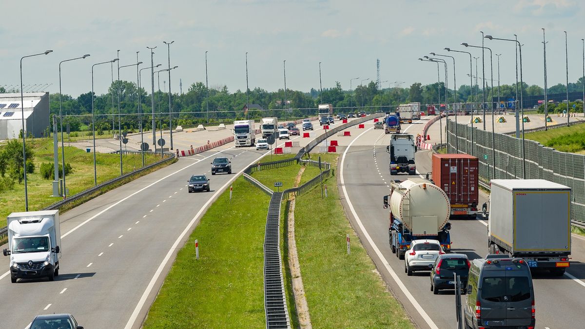 Ruch na A2 po rozbiórce PPO PrószkówKrzysztof Nalewajko