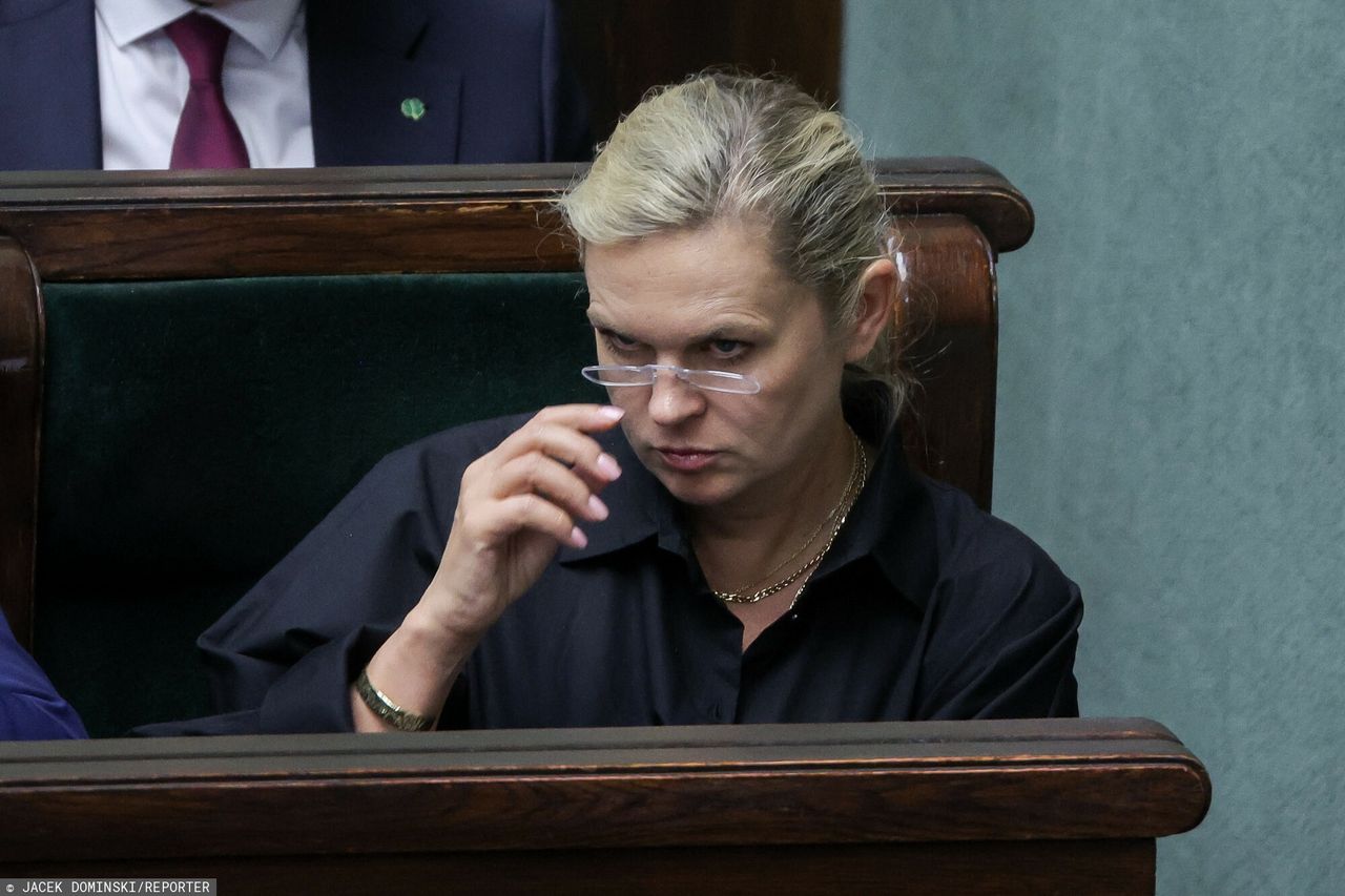 Rewolucja w liście lektur? Nowacka stanowczo zaprzecza