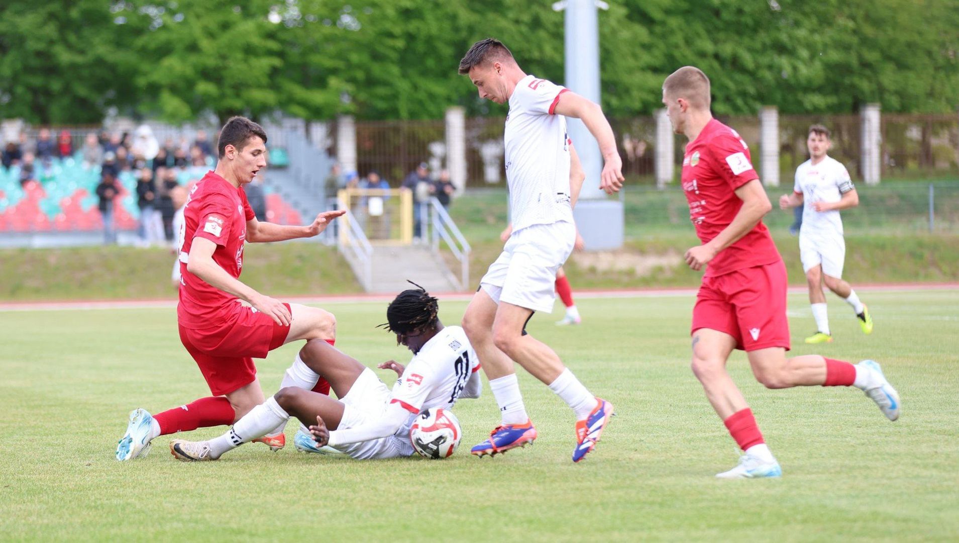 Fragment meczu Lechia - Broń