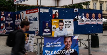 Andrzej Duda jak Bronisław Komorowski? Ekspert: Nic dwa razy się nie zdarza