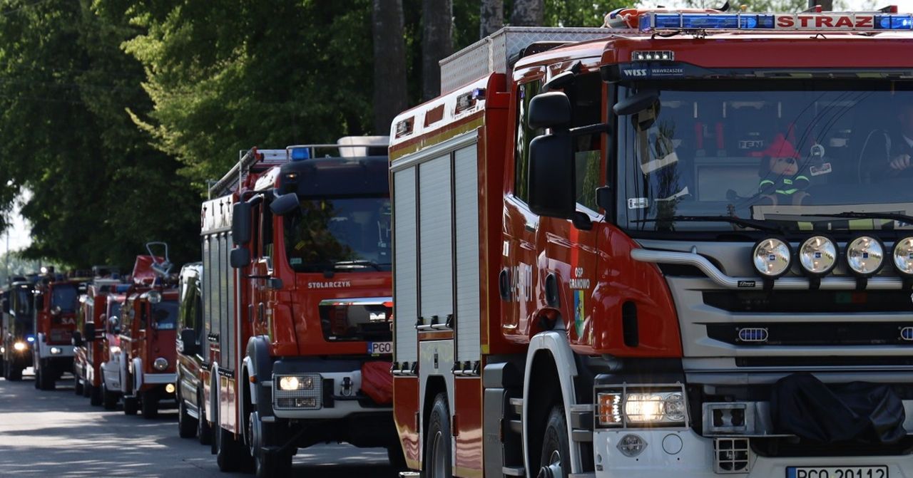 Pożar odpadów w Inowrocławiu. W Mątwach trwa akcja służb