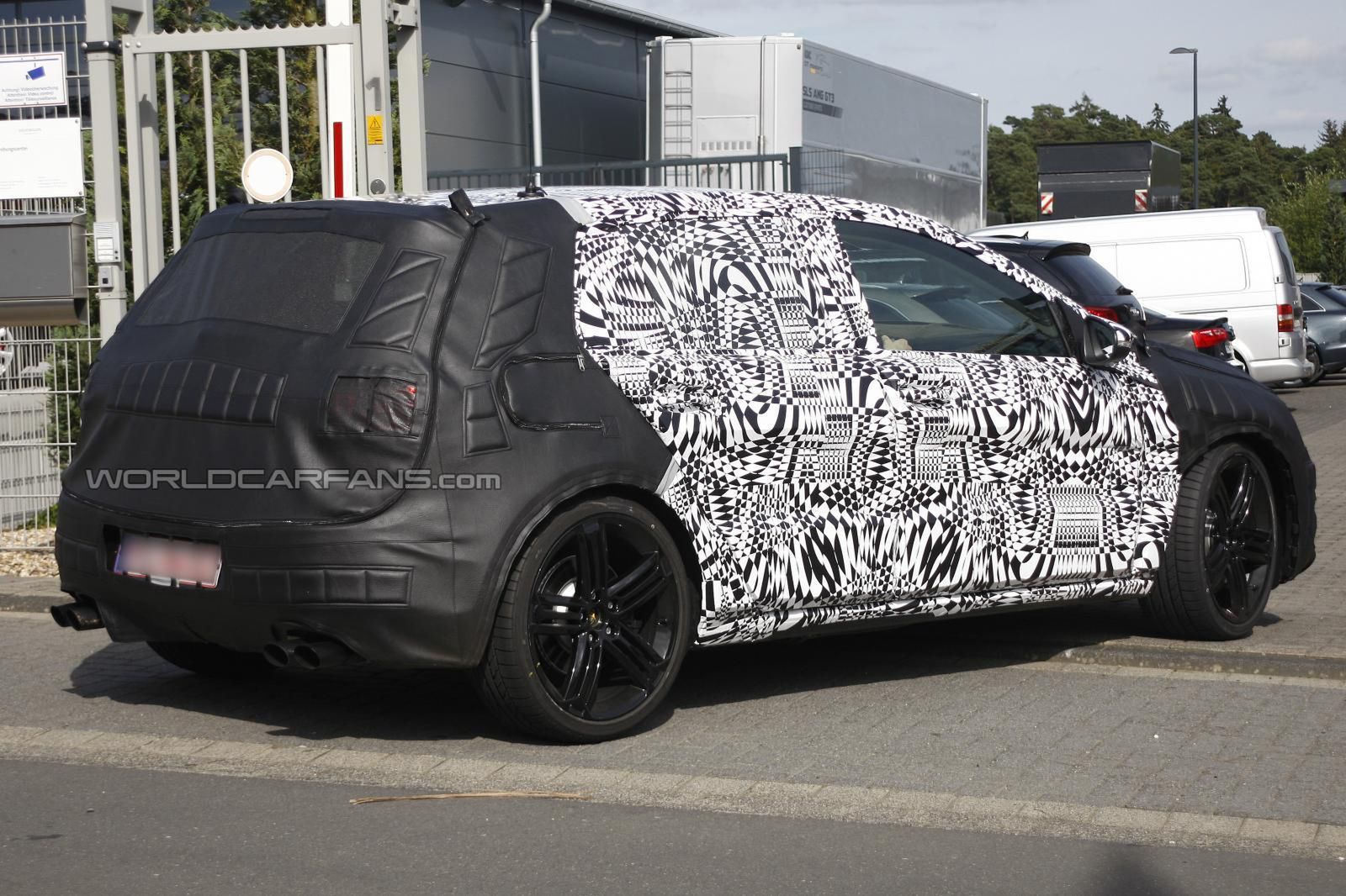 Volkswagen Golf VII R