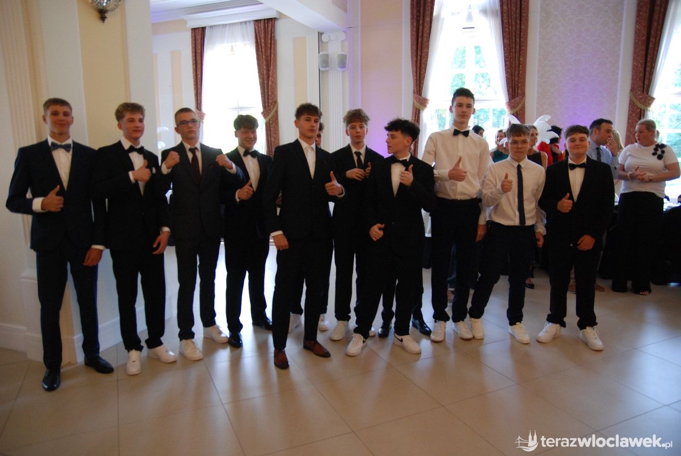 Bal ósmoklasisty Szkoły Podstawowej nr 2