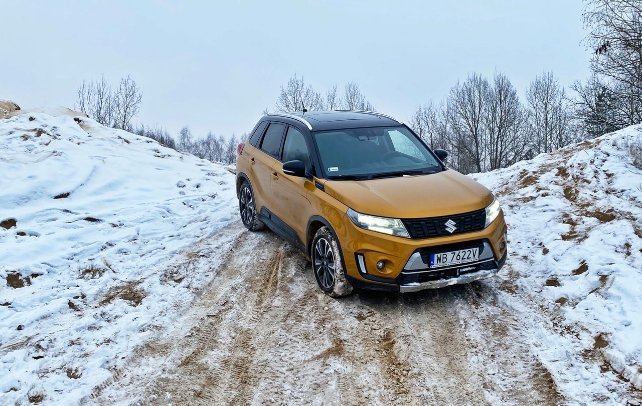 Offroad Marcina: Suzuki Vitara Hybrid 4WD - czy dorównuje swojemu dziadkowi?