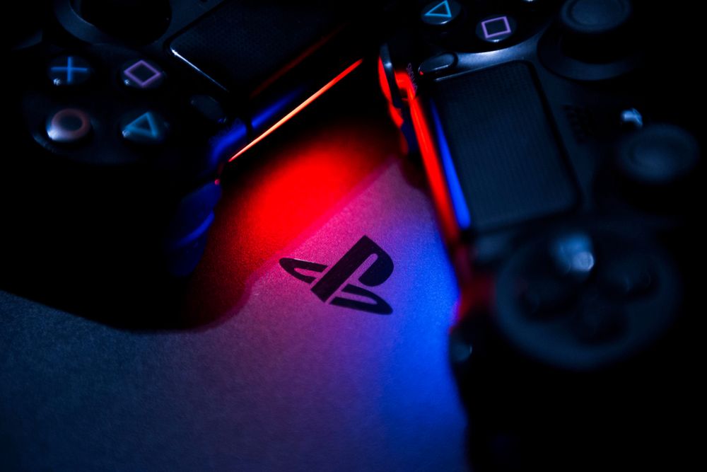 PlayStation 5 nie sprzeda się tak dobrze jak PS4, a przynajmniej nie w pierwszych miesiącach