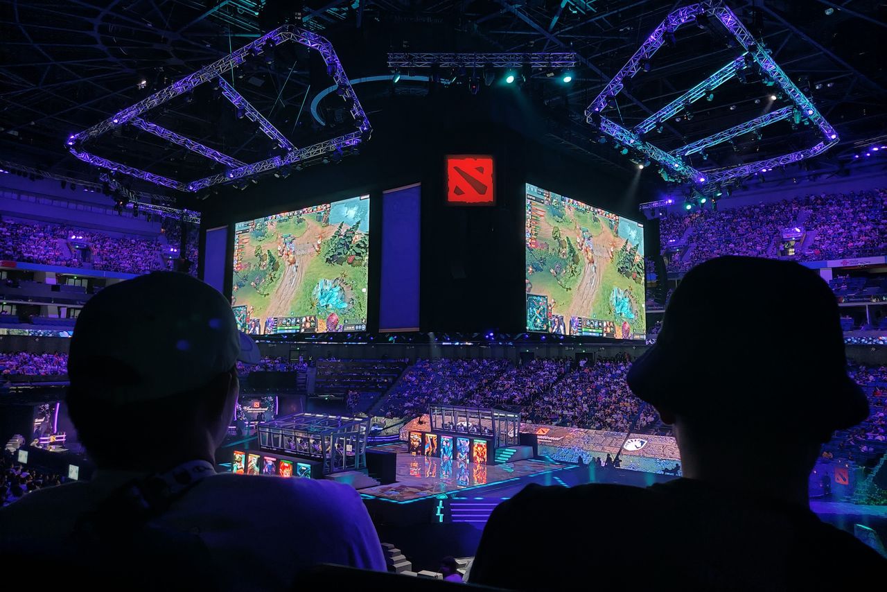 Dota 2 - jakie role są w grze i co warto o nich wiedzieć? (Photo by Hu Chengwei/Getty Images)