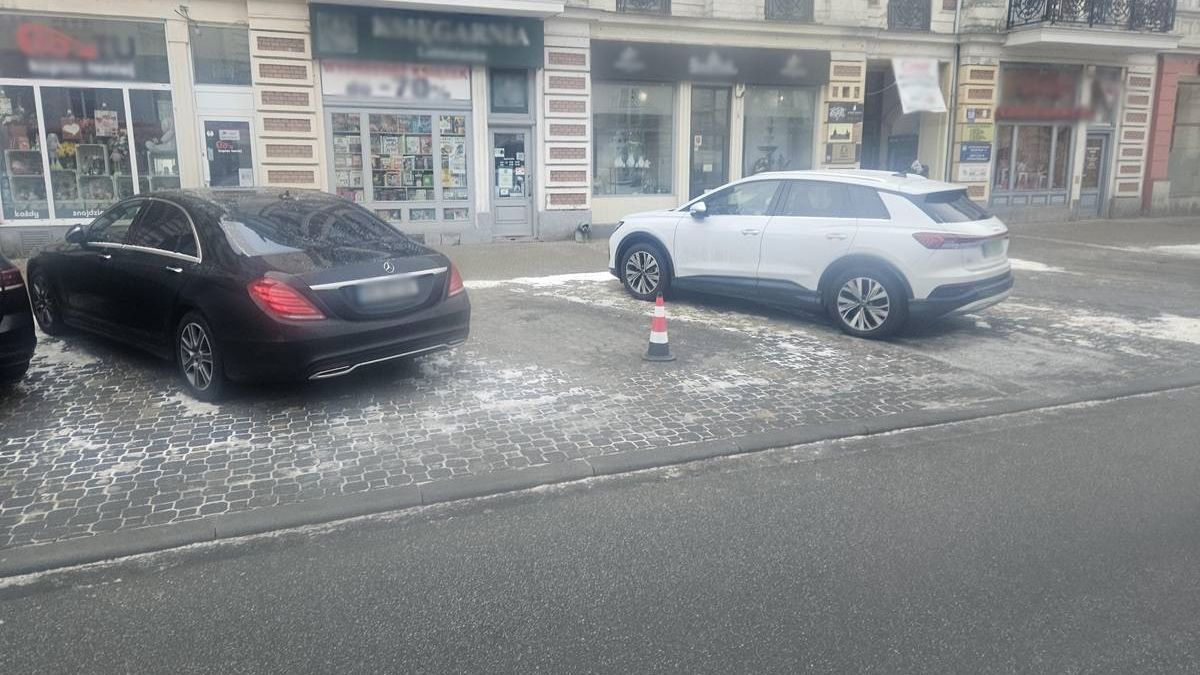 Pachołek w miejscu SPP przy ul. Krakowskie Przedmieście w Lublinie