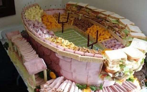 Jadalne makiety stadionów. Super Bowl w wersji dla wielbicieli cholesterolu