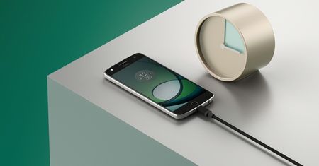 Moto Z Play za 999 złotych - wygląda na to, że warto się skusić
