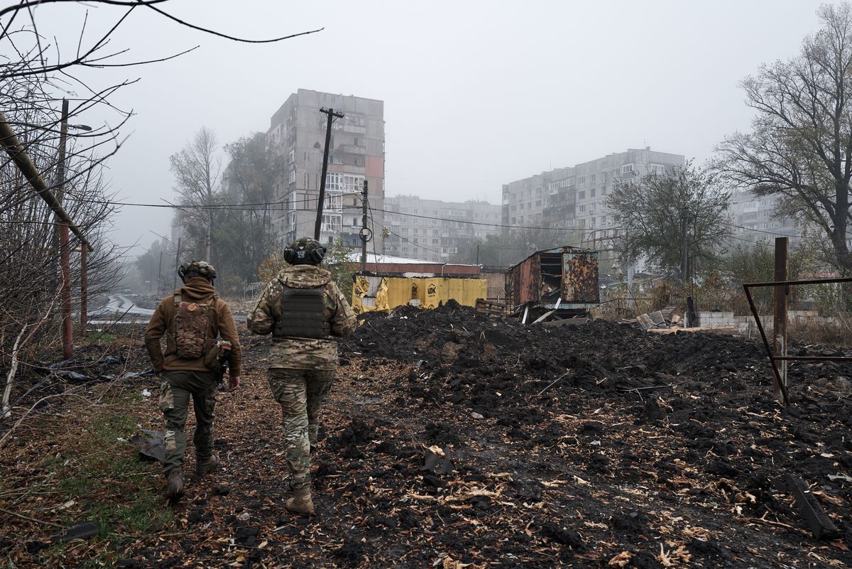 Ukraińscy żołnierze nadal bronią Awdijiwki