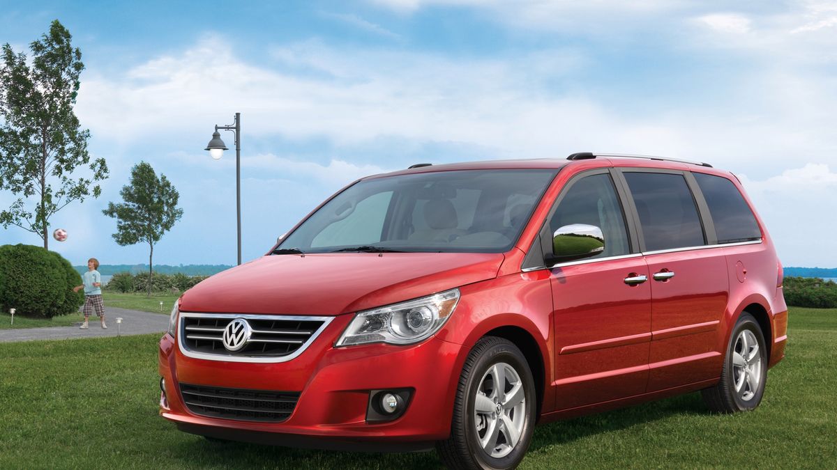 Jeśli nie znasz Volkswagena Routana, to sprawdź, dlaczego warto go kupić.
