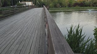 Inowrocław: Internauta: Warto sprawdzić stan poręczy na mostku w Solankach