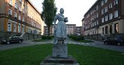 Tychy pokazały swoją modernistyczną duszę podczas spaceru architektonicznego. Historia miasta w betonie, ceramice i układzie przestrzeni