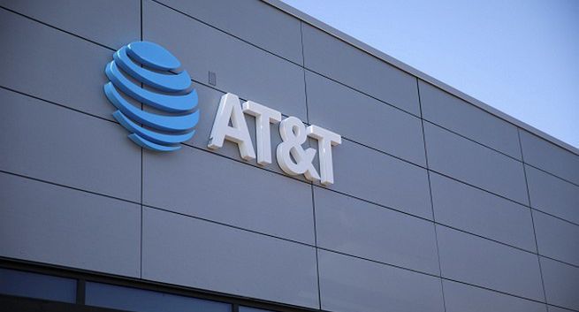 Zgoda na fuzję AT&amp;T i Time Warner. CNN, HBO, DC Comics i Warner Bros z nowym właścicielem