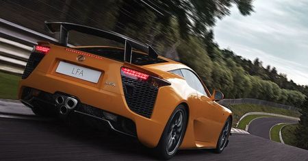 LFA to dopiero początek - Lexus szykuje następcę swojego flagowego okrętu?