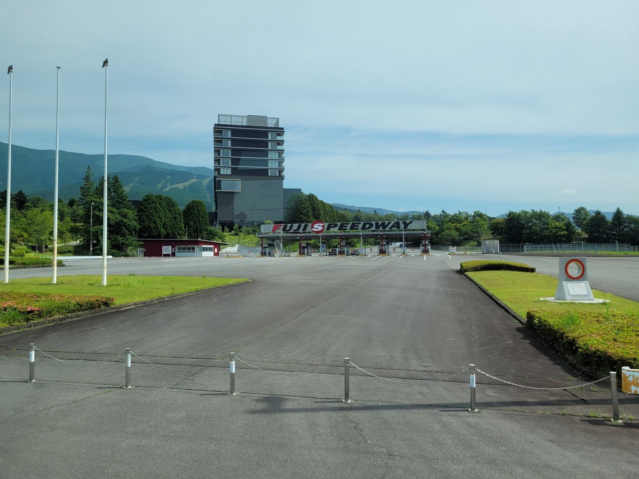 Tor Fuji to kultowe miejsce dla wielu fanów motoryzacji