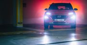 Kino samochodowe w twoim garażu. Z Hyundaiem Kona to żaden problem