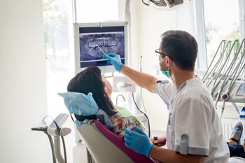 Turystyka dentystyczna Polaków. Tu jeżdżą po plomby za 50 zł