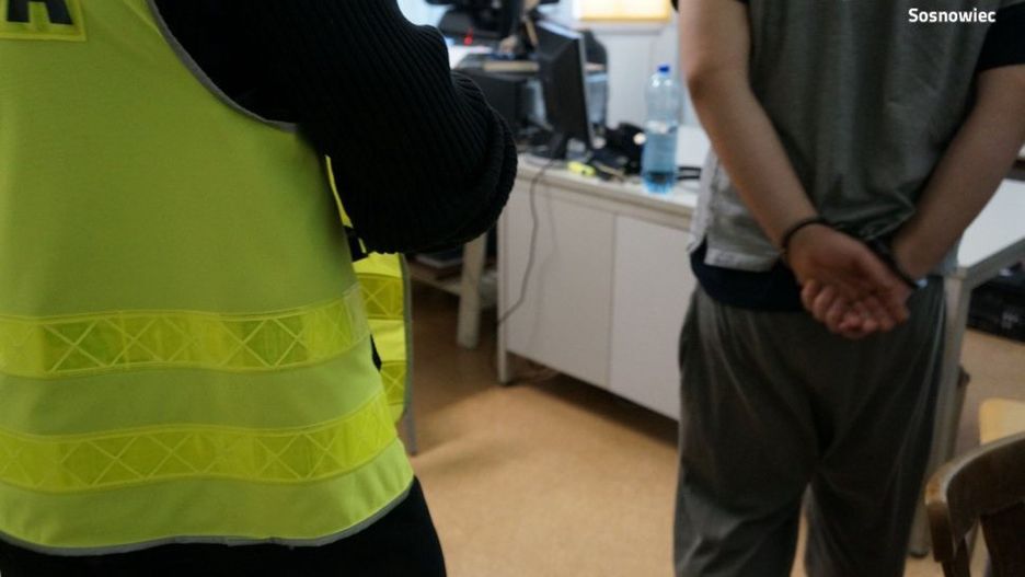 Śląskie. 20-letni mężczyzna usłyszał zarzuty dokonania 7 włamań na terenie ogródków działkowych w Sosnowcu.