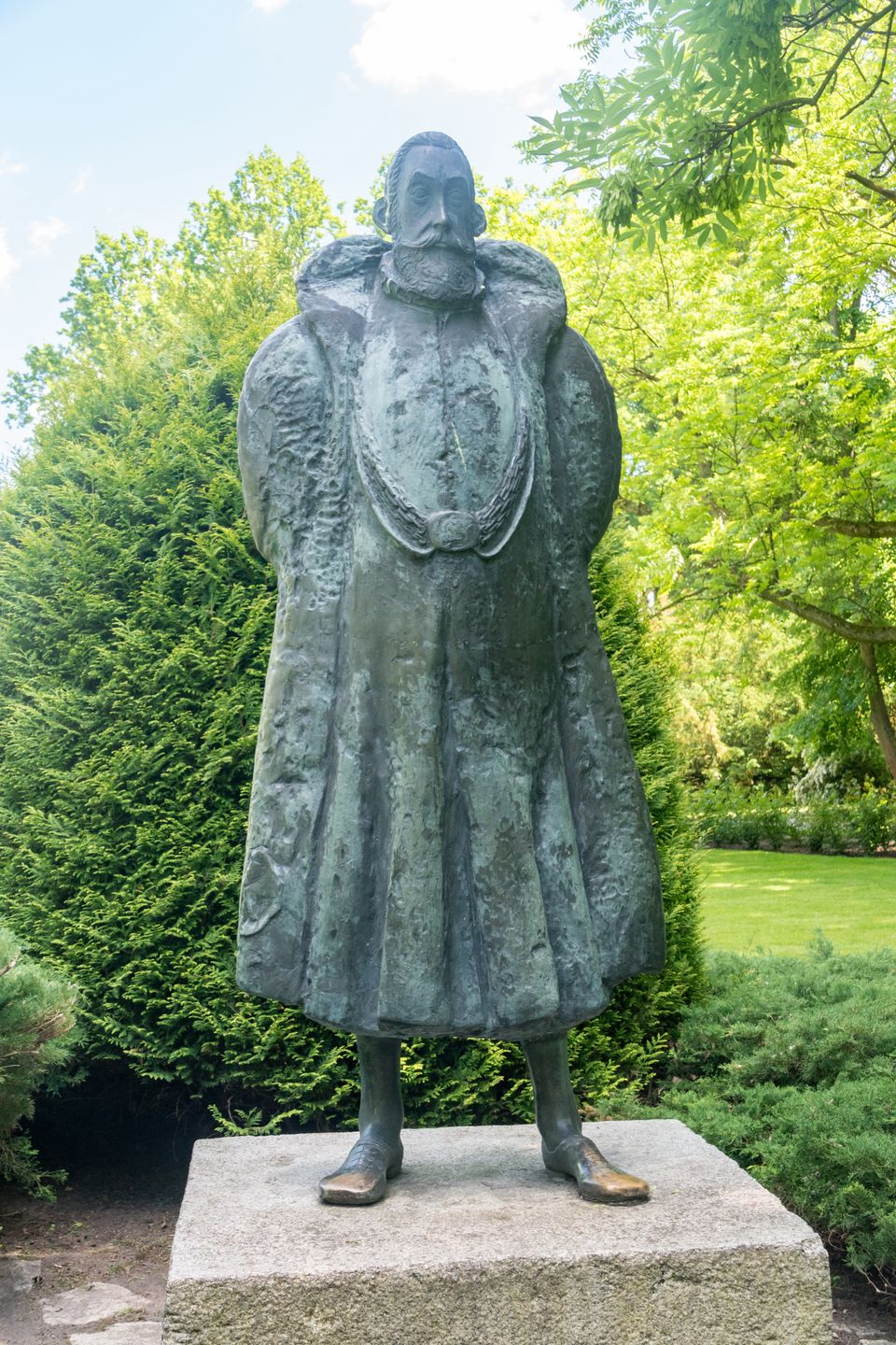 Pomnik Jana Kochanowskiego w Czarnolesie