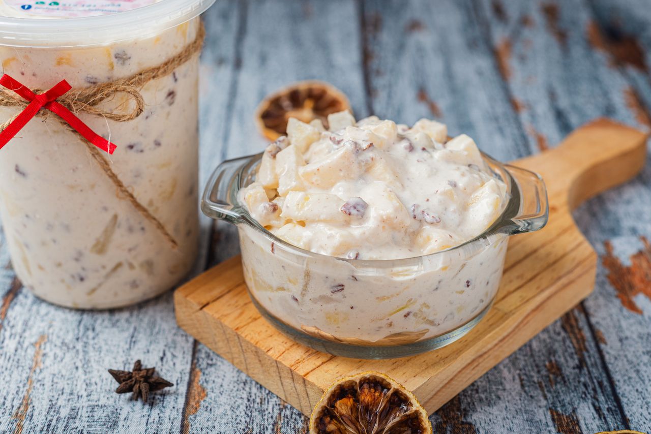 A surprising twist: Tropical fruit salad transforms Christmas