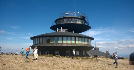 Karkonosze. Właściciel gruntów zamknął szlaki na Śnieżkę