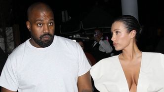 Żona Kanye Westa znowu KOPIUJE Kim. Kardashianka miała na sobie identyczną sukienkę... 10 lat temu! (FOTO)