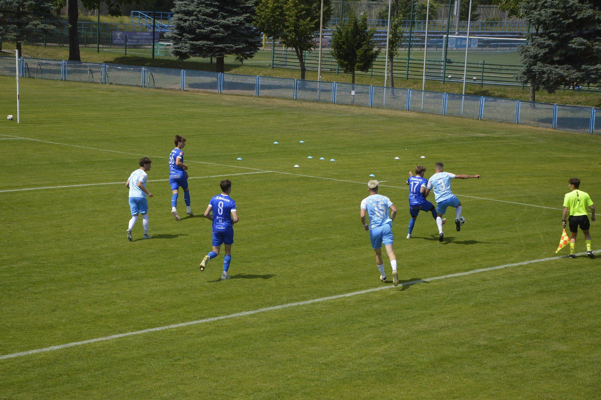 Od porażki 0:2 ze Stilonem Gorzów rozpoczęli przygotowania do nowego sezonu piłkarze Błękitnych Stargard.