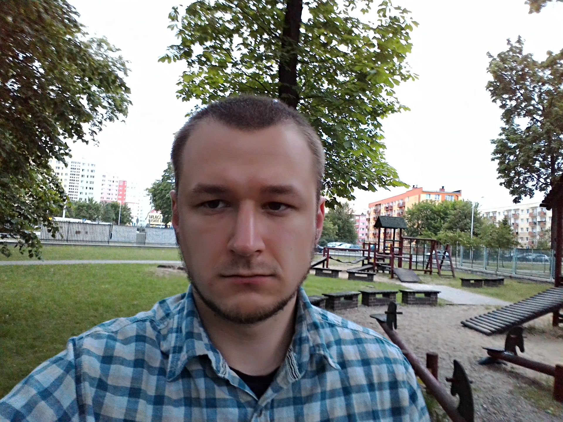Asus ZenFone 2 (ZE551ML) z 4 GB pamięci RAM - test i recenzja 98