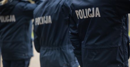Wyrok dla policjantki "spod kołderki". Miała przekroczyć uprawnienia