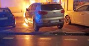 Groźna sytuacja w nocy w Warszawie. Ogień pojawił się nagle