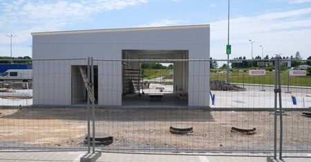 Karcher buduje myjnię samochodową. Do dyspozycji kierowców będzie 5 stanowisk samoobsługowych i myjnia automatyczna