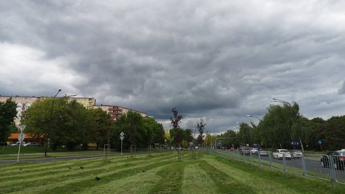 Ciemne chmury nad Lublinem