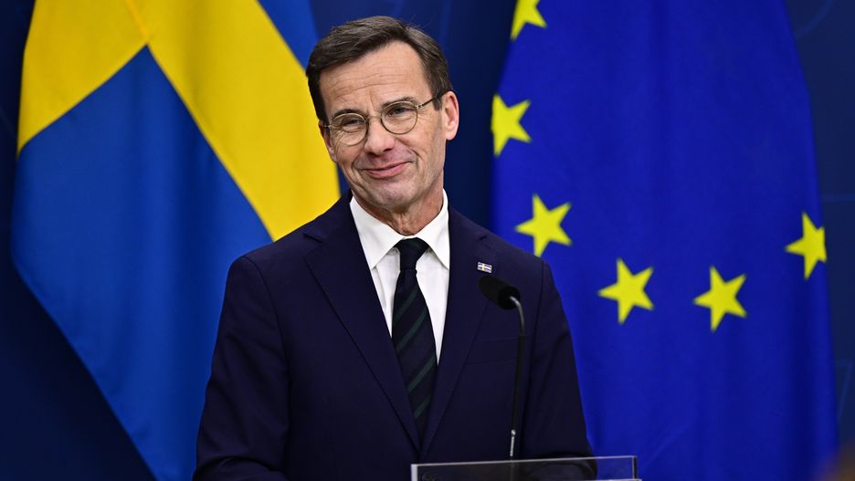Premier Szwecji Ulf Kristersson podczas konferencji prasowej w Sztokholmie. 