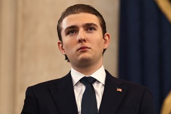 Zamknięto całe piętro. Wszystko przez randkę Barrona Trumpa