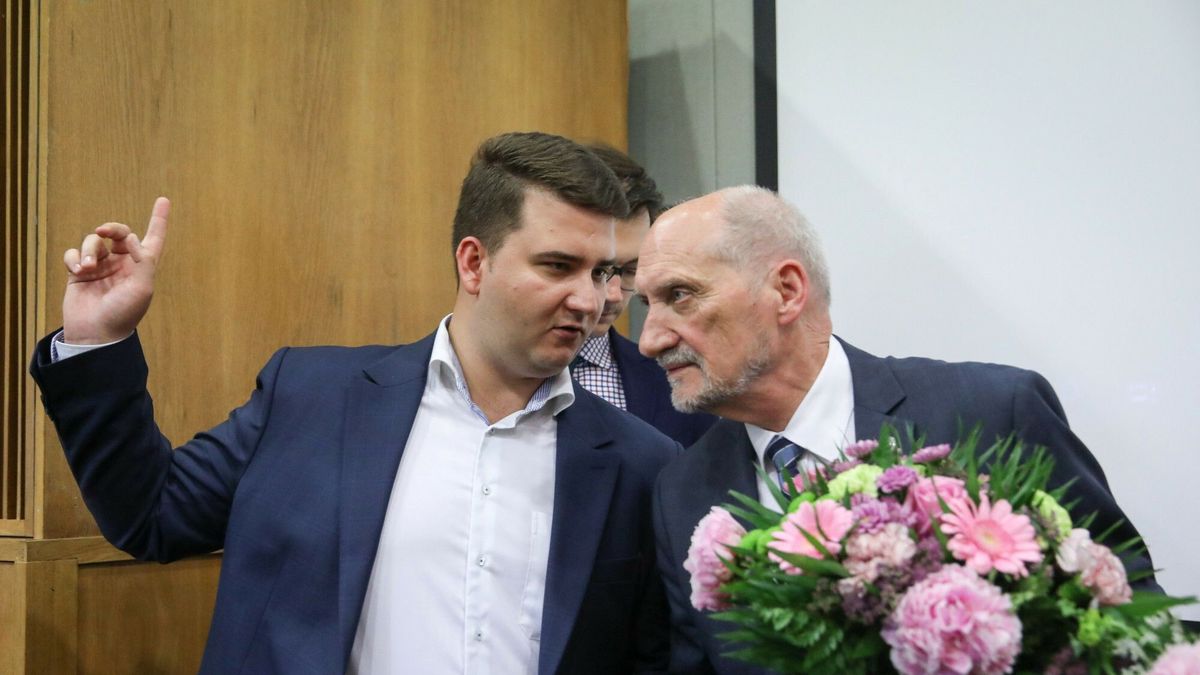 Bartłomiej Misiewicz to były bliski współpracownik Antoniego Mac